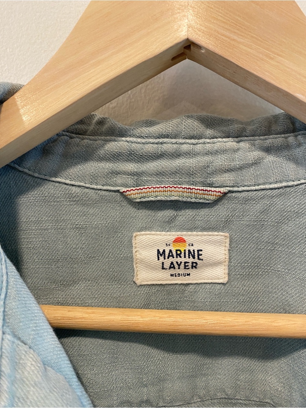 Marine Layer women’s Jane relaxed shirt size medium lignt green - Picture 4 of 10